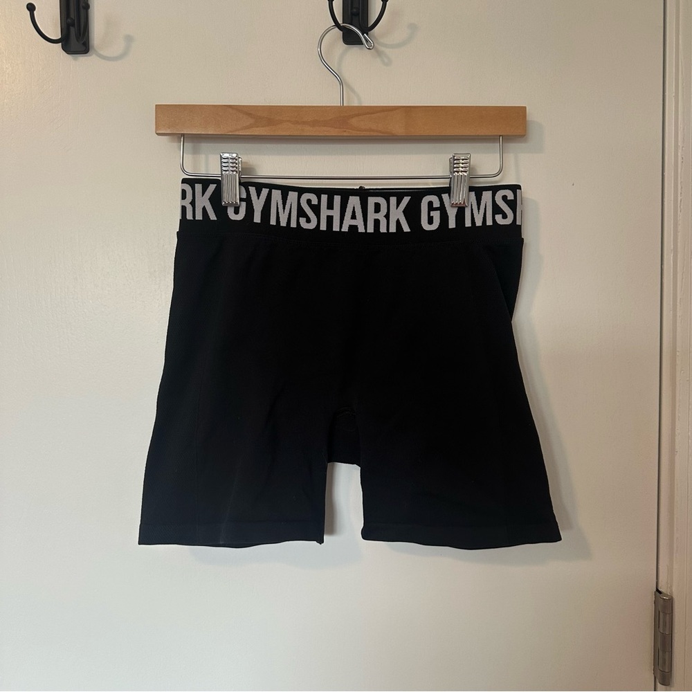 Gymshark black biker shorts Size M